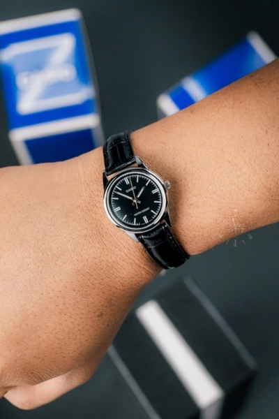 Годинник Casio TIMELESS COLLECTION LTP-V005L-7AUDF LTP-V005L-7A (A) фото