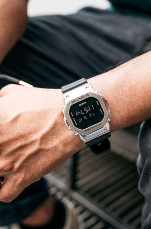 Годинник Casio G-SHOCK The Origin GM-5600-1ER GM-5600-1ER фото