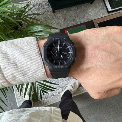 Годинник Casio G-SHOCK Classic GA-B2100-1AER GA-B2100-1AER фото