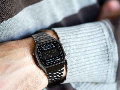 Годинник Casio VINTAGE ICONIC A168WEGG-1BEF A168WEGG-1BEF фото