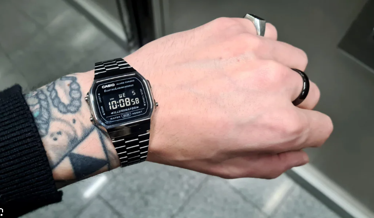 Годинник Casio VINTAGE ICONIC A168WEGG-1BEF A168WEGG-1BEF фото