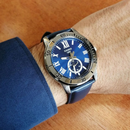 Годинник Casio TIMELESS COLLECTION MTP-VD200L-2B MTP-VD200L-2B фото