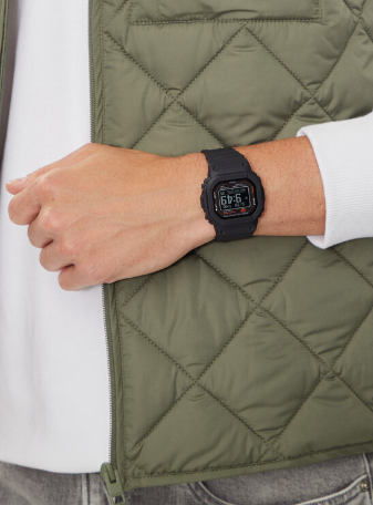 Годинник Casio G-SHOCK G-SQUAD DW-H5600-1ER DW-H5600-1ER фото