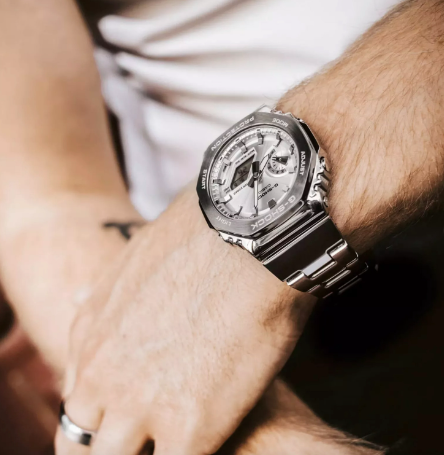 Годинник Casio G-SHOCK Classic GM-2110D-7AER GM-2110D-7AER фото