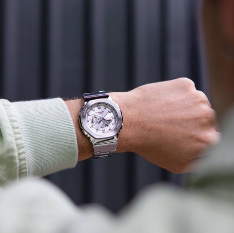 Годинник Casio G-SHOCK Classic GM-2110D-7AER GM-2110D-7AER фото