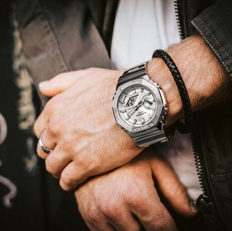 Годинник Casio G-SHOCK Classic GM-2110D-7AER GM-2110D-7AER фото