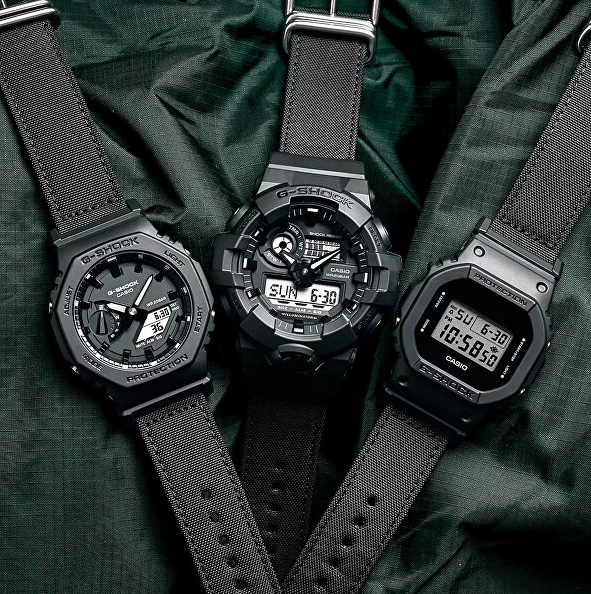 Годинник Casio G-SHOCK Classic GA-2100BCE-1AER GA-2100BCE-1AER фото