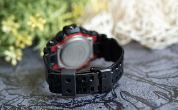 Годинник Casio G-SHOCK Classic GA-700RGB-1AER GA-700RGB-1AER фото