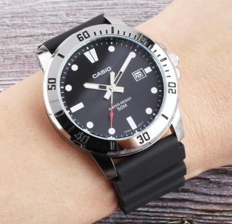 Годинник Casio TIMELESS COLLECTION MTP-VD01-1E MTP-VD01-1E фото