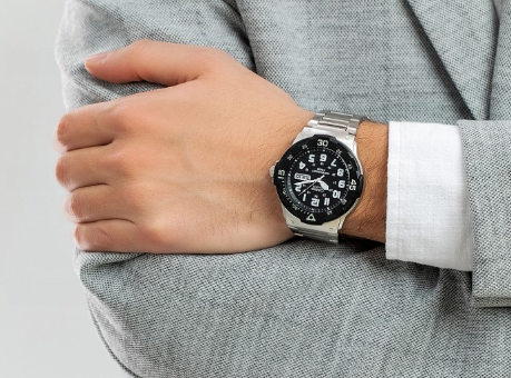 Годинник Casio TIMELESS COLLECTION MRW-200HD-1BVEF MRW-200HD-1BVEF фото