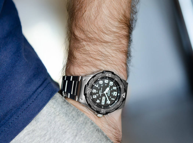 Годинник Casio TIMELESS COLLECTION MRW-200HD-1BVEF MRW-200HD-1BVEF фото