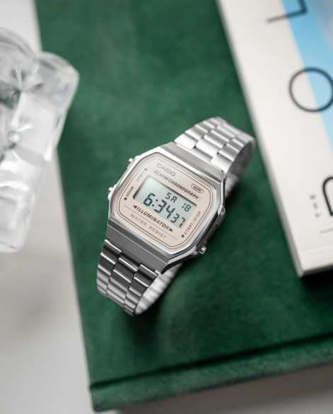 Годинник Casio VINTAGE ICONIC A168WA-8AYES A168WA-8AYES фото