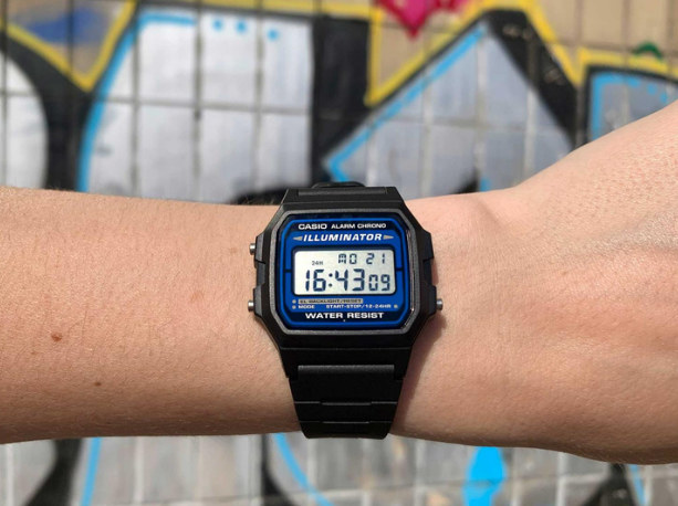 Годинник Casio TIMELESS COLLECTION F-105W-1AWYEF F-105W-1AWYEF фото