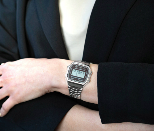 Годинник Casio VINTAGE ICONIC A168WA-5AYES A168WA-5AYES фото