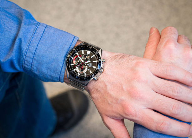 Годинник Casio EDIFICE Classic EFV-620D-1A4VUEF EFV-620D-1A4VUEF фото