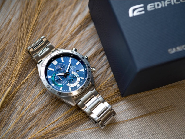 Годинник Casio EDIFICE Classic EFV-620D-2AVUEF EFV-620D-2AVUEF фото