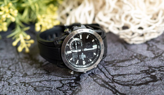 Годинник Casio EDIFICE Bluetooth ECB-40P-1AEF ECB-40P-1AEF фото