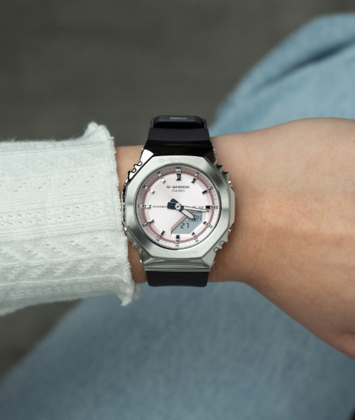 Годинник Casio G-SHOCK Classic GM-S2110-4AER GM-S2110-4AER фото