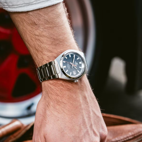Годинник Casio EDIFICE Classic EFB-109D-1AVEF EFB-109D-1AVEF фото