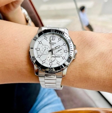 Годинник Casio TIMELESS COLLECTION MTP-VD300D-7E MTP-VD300D-7E (A) фото