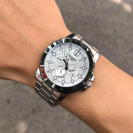 Годинник Casio TIMELESS COLLECTION MTP-VD300D-7E MTP-VD300D-7E (A) фото