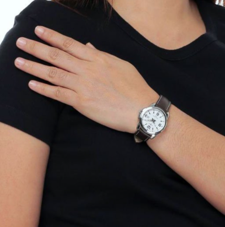 Годинник Casio TIMELESS COLLECTION LTP-1314L-7AVEF LTP-1314L-7AVEF фото