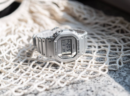Годинник Casio G-SHOCK The Origin DW-5600FF-8ER DW-5600FF-8ER фото