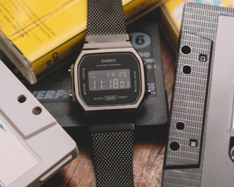Годинник Casio VINTAGE ICONIC A168WEMB-1BEF A168WEMB-1BEF фото