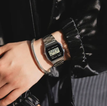 Годинник Casio VINTAGE ICONIC A158WEA-1EF A158WEA-1EF фото