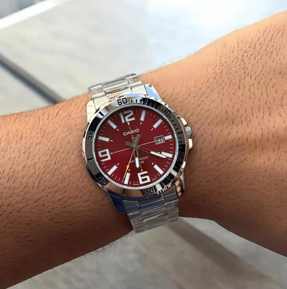 Годинник Casio TIMELESS COLLECTION MTP-VD01D-4B MTP-VD01D-4B фото