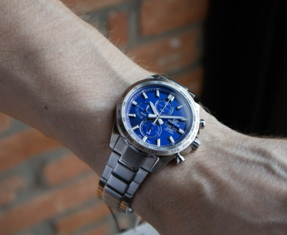 Годинник Casio EDIFICE Classic EFR-574D-2AVUEF EFR-574D-2AVUEF фото