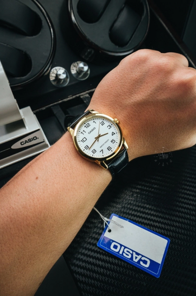Годинник Casio TIMELESS COLLECTION MTP-V001GL-7BUDF MTP-V001GL-7B (А) фото