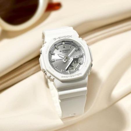 Годинник Casio G-SHOCK Classic GMA-P2100VA-7AER GMA-P2100VA-7AER фото