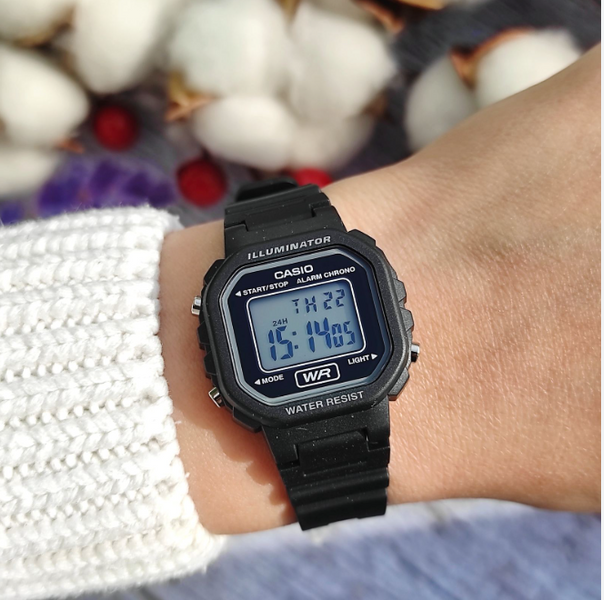 Годинник Casio TIMELESS COLLECTION LA-20WH-1AEF LA-20WH-1AEF фото