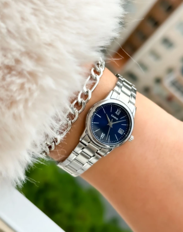 Годинник Casio TIMELESS COLLECTION LTP-V002D-2B3 LTP-V002D-2B3 (A) фото