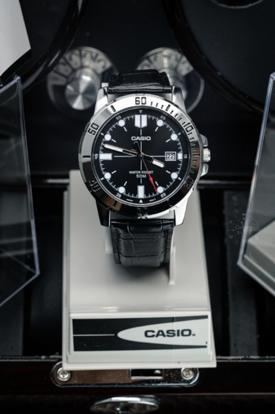 Годинник Casio TIMELESS COLLECTION MTP-VD01L-1EVUDF MTP-VD01L-1E (A) фото