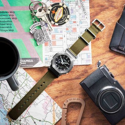 Годинник Casio G-SHOCK Classic GM-2100CB-3AER GM-2100CB-3AER фото