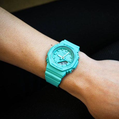 Годинник Casio G-SHOCK Classic GMA-P2100-2AER GMA-P2100-2AER фото
