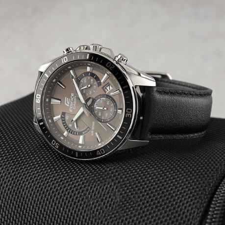 Годинник Casio EDIFICE Classic EFR-552L-5AVUEF EFR-552L-5AVUEF фото