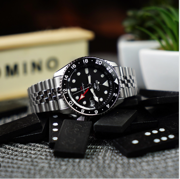 ы SEIKO SSK001K1 SEIKO 5 SPORTS GMT SSK001K1 фото