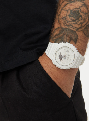 Годинник Casio G-SHOCK Classic GA-2100-7A7ER GA-2100-7A7ER фото