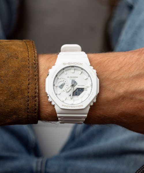 Годинник Casio G-SHOCK Classic GA-2100-7A7ER GA-2100-7A7ER фото