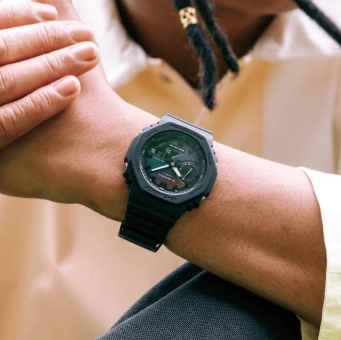 Годинник Casio G-SHOCK Classic GA-2100RW-1AER GA-2100RW-1AER фото
