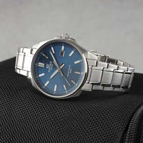 Годинник Casio EDIFICE Classic EFV-150D-2AVUEF EFV-150D-2AVUEF фото