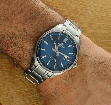 Годинник Casio EDIFICE Classic EFV-150D-2AVUEF EFV-150D-2AVUEF фото