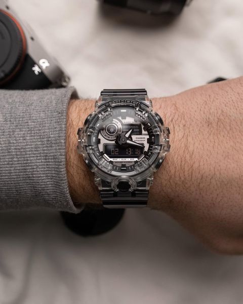Годинник Casio G-SHOCK Classic GA-700SK-1AER GA-700SK-1AER фото