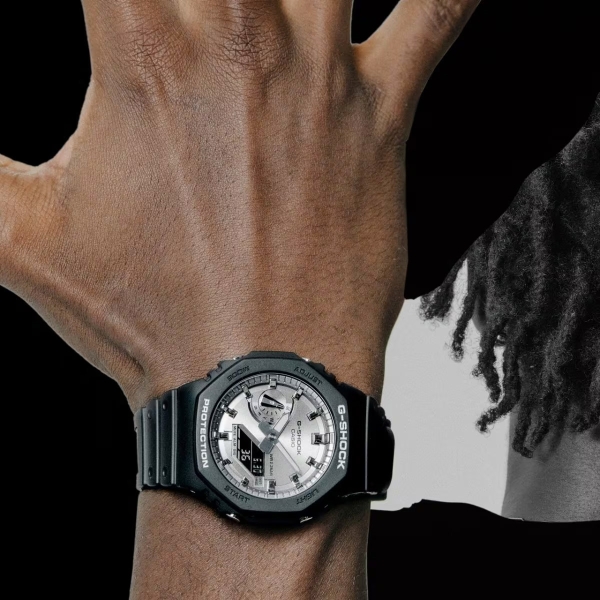 Часы Casio G-SHOCK Classic GA-2100SB-1AER