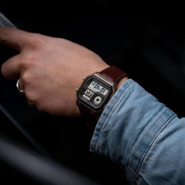 Часы Casio TIMELESS COLLECTION AE-1200WHL-5AVEF
